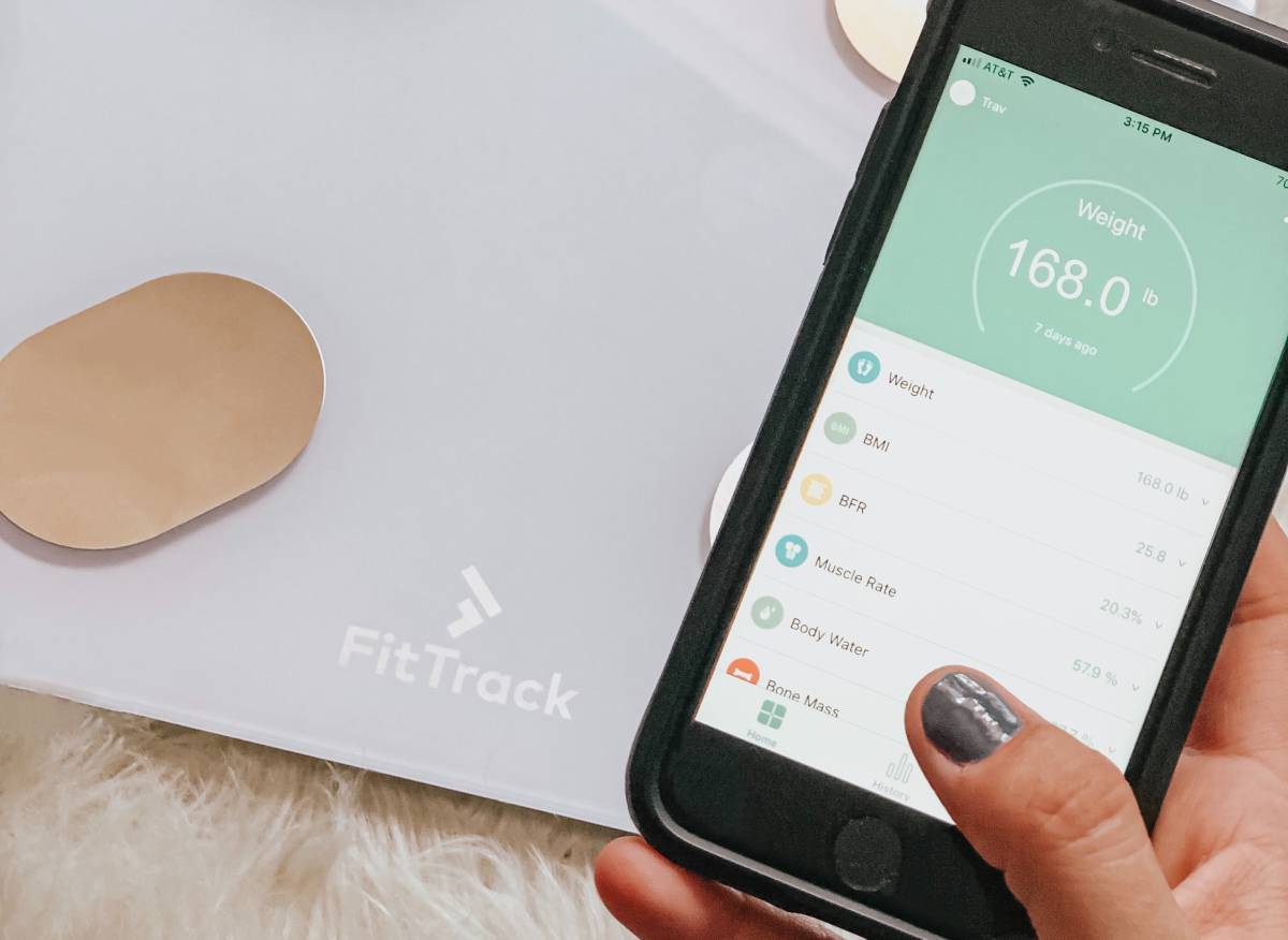 How the FitTrack Smart Scale Checks Your Body Fat