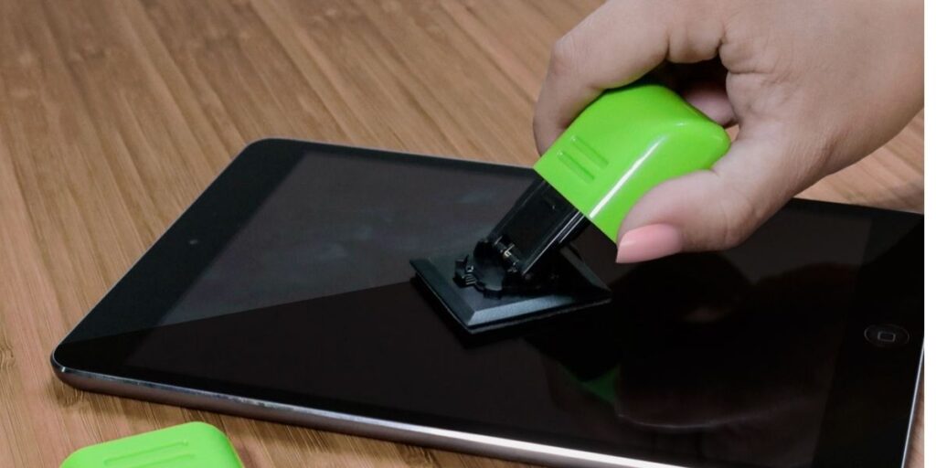 How To Clean Tablet Screen