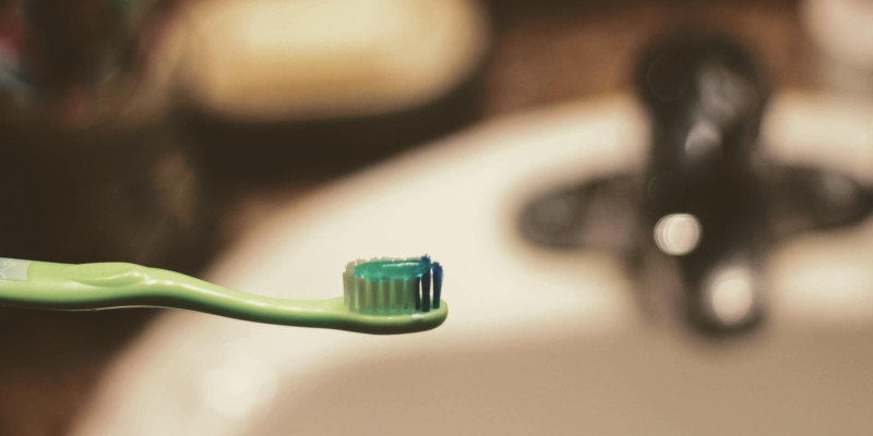Daily maintenance of toothbrush