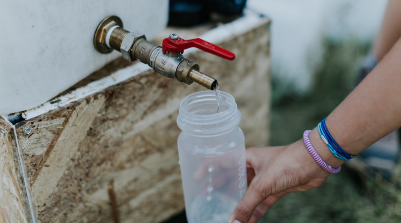 reusable water bottles