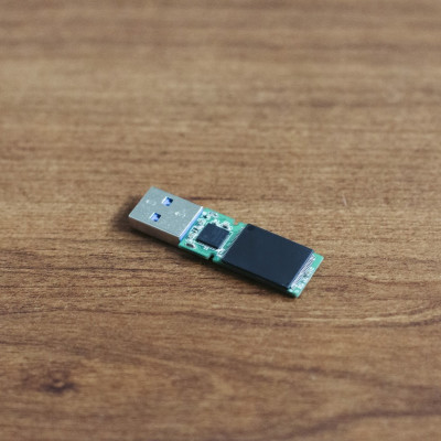 photostick storage capacity