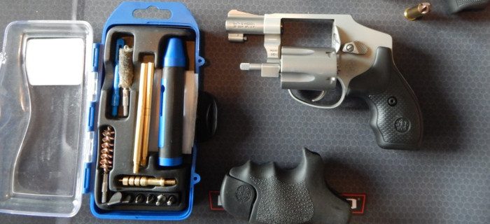 Weapon cleaning kit