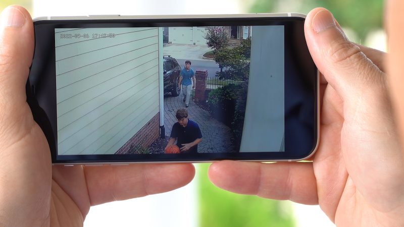 sight bulb live footage on phone